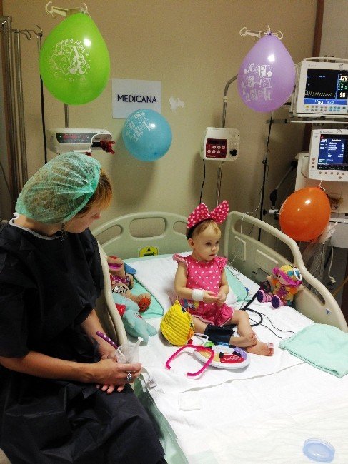 4 Yaşındaki Sofia Türkiye’de Organ Nakli Oldu