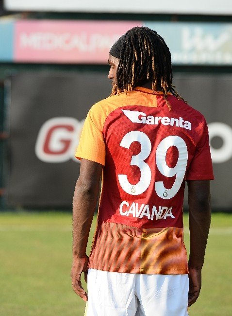 Luis Cavanda: "Geçmiş Şampiyonla Oynayacağız Ama Unutulmasın Ki Biz Galatasaray’ız"