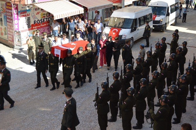 Çorumlu Şehit Uzman Çavuş Son Yolculuğuna Uğurlandı