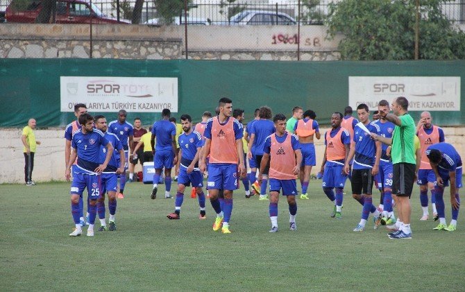 Karabükspor Hazırlıklarını Sürdürüyor