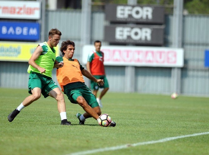 Bursaspor’da Hazırlıklar Sürüyor
