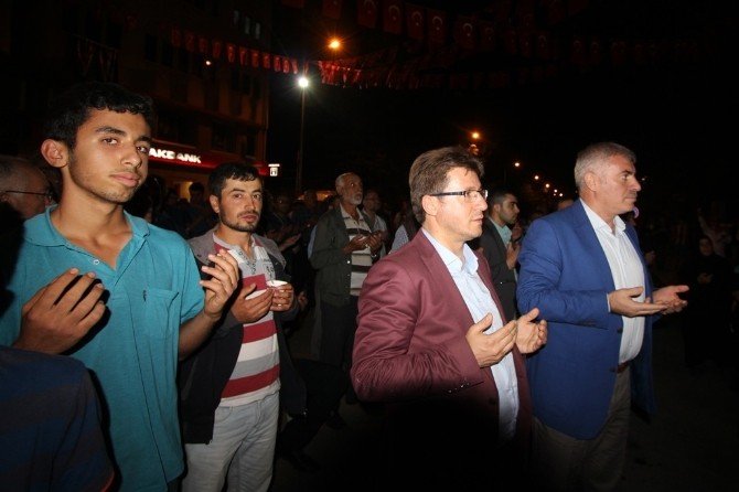 Milli İrade Nöbetlerine Ara Verildi