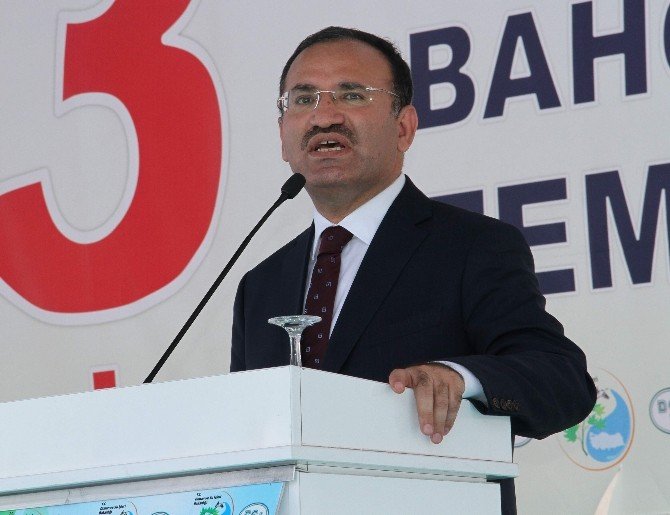 Adalet Bakanı Bekir Bozdağ: