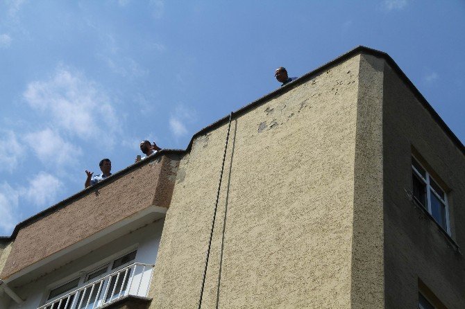 Samsun’da Çatı Yangını Korkuttu