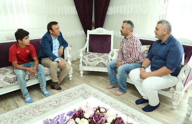 Başkan Genç’ten 15 Temmuz Gazisine Ziyaret