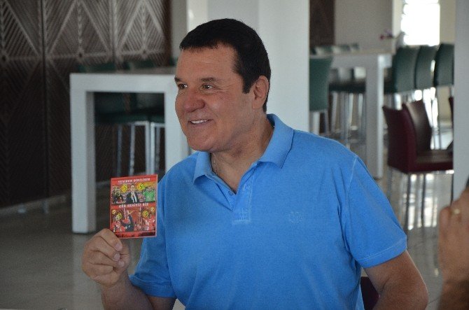 Sanatçı Mithat Körler, Eskişehirspor İçin Yaptığı Cd’yi Tanıttı