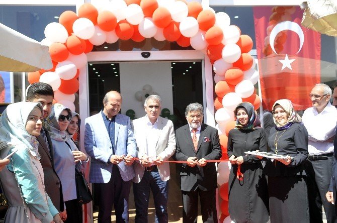 Eminevim 100. Şubesini Bursa’da Açtı