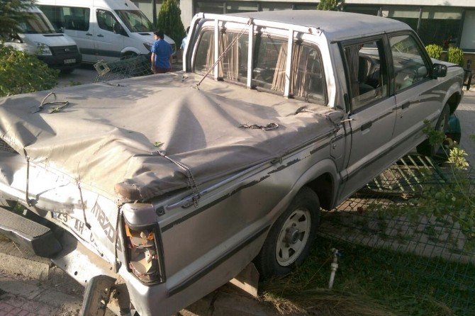 Gümüşhane’de Trafik Kazası: 3 Yaralı