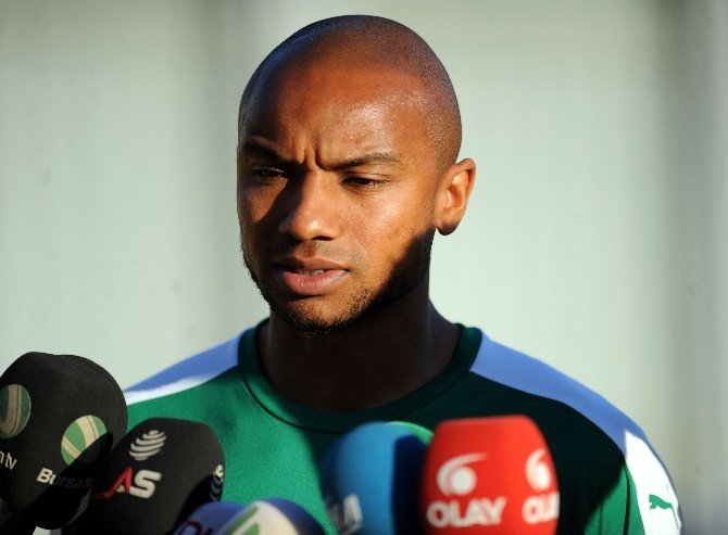Joshua: “Bursaspor’a Gelmek İçin Savaş Verdim”