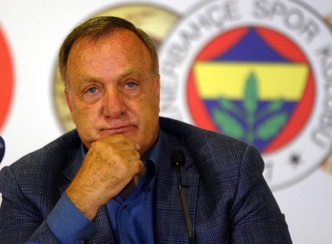 Ve Advocaat İmzayı Attı