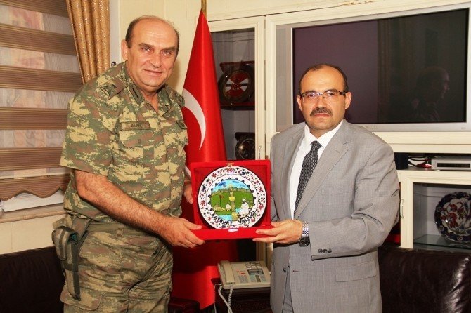 Giresun Jandarma Bölge Komutanı Saraç’tan, Vali Ustaoğlu’na Ziyaret