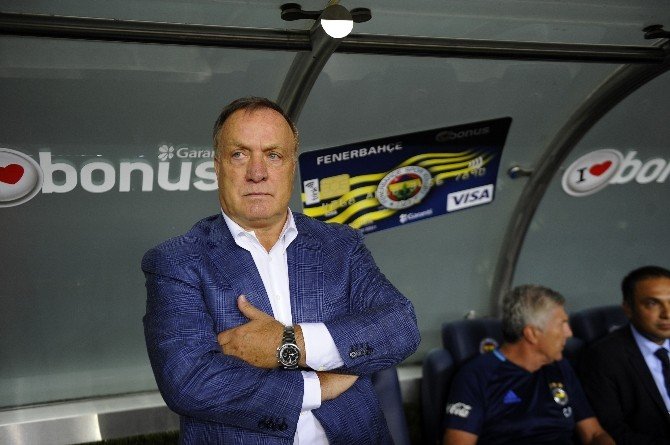 Advocaat, Fenerbahçe İle İlk Sınavında