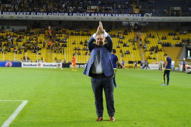 Advocaat, Fenerbahçe İle İlk Sınavında