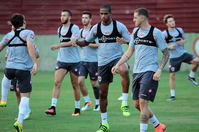 Adanaspor Basına Ve Taraftara Kapalı Çalışacak