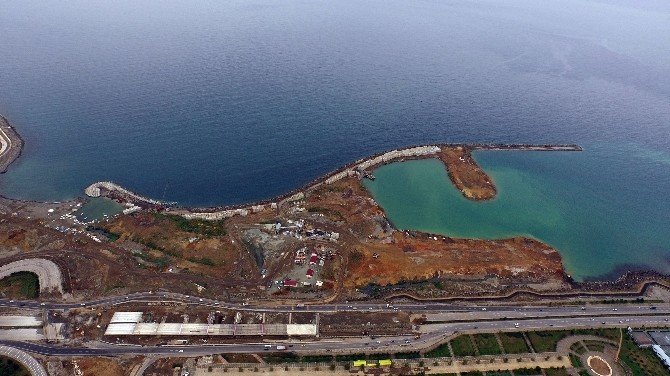 Gülcemal, ‘Gülcemali’ni Göstermeye Başladı