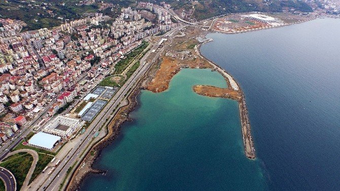Gülcemal, ‘Gülcemali’ni Göstermeye Başladı