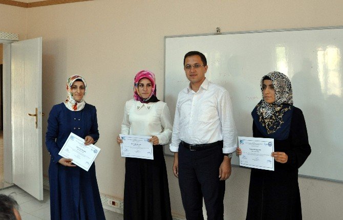 Sincik İlçesinde Girişimcilik Sertifikaları Dağıtıldı