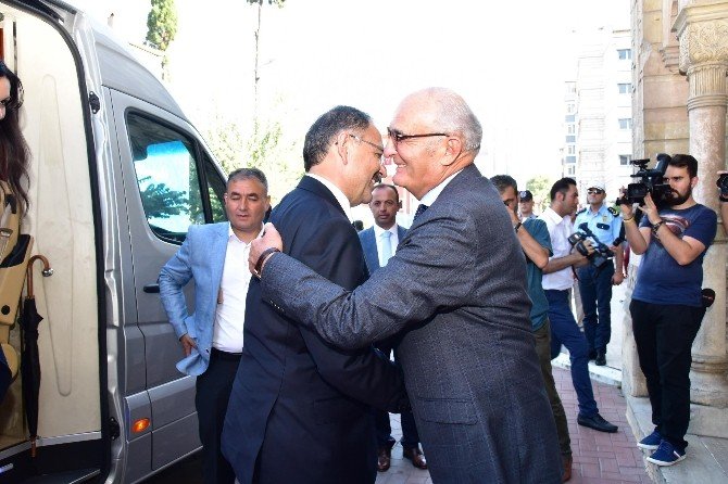 Bakan Özhaseki Başkan Yılmaz’ı Ziyaret Etti