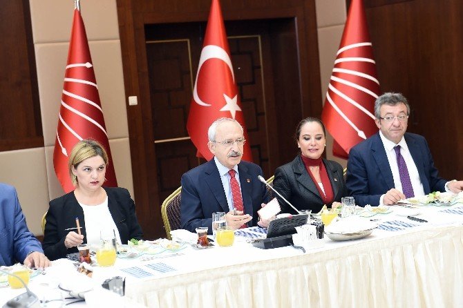 Kılıçdaroğlu Gazetecilerle Bir Araya Geldi