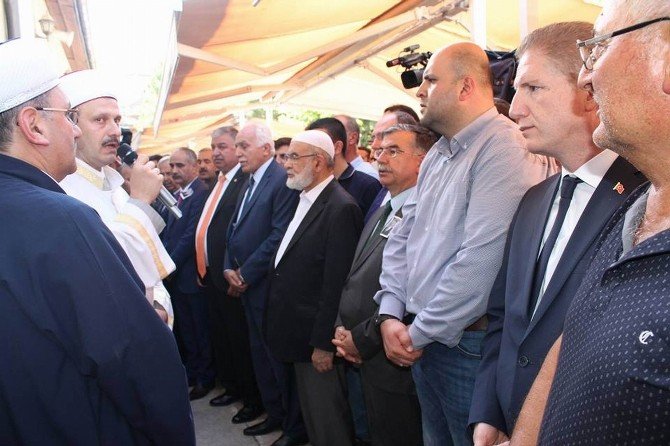 Milli Eğitim Bakanı Yılmaz, Sivas’ta Cenaze Törenine Katıldı