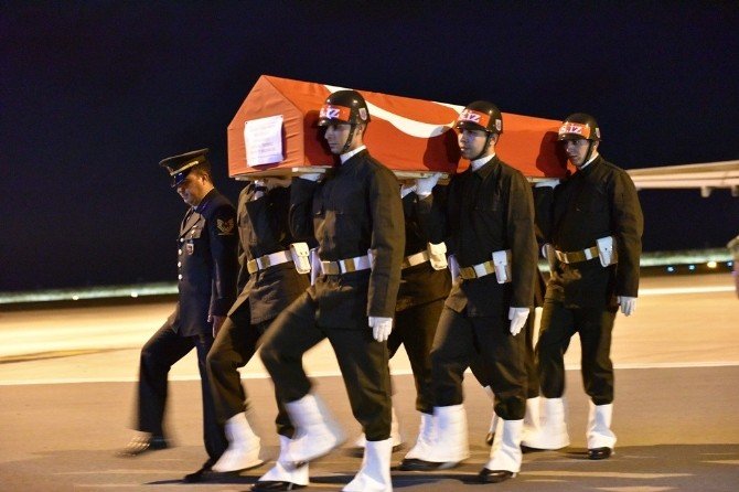 Şehit Uzman Çavuş Demirkaya’nın Cenazesi Ordu’ya Getirildi