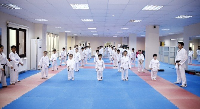 Sultangazi’de Salon Sporları Kayıtları Başladı