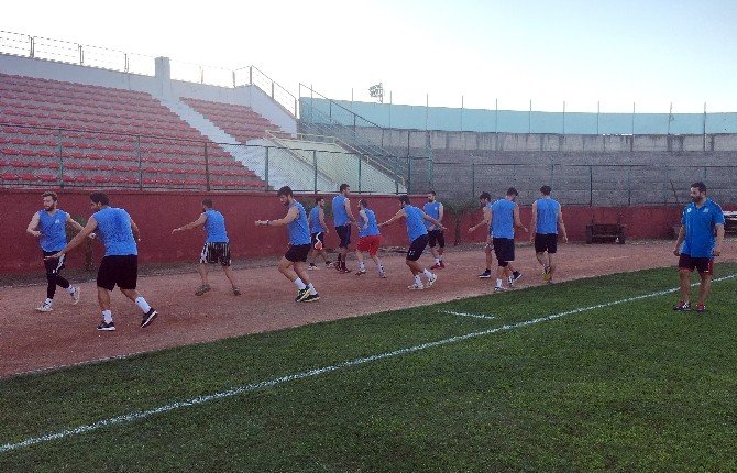 Yalova Group Belediyespor Kondisyon Depoluyor