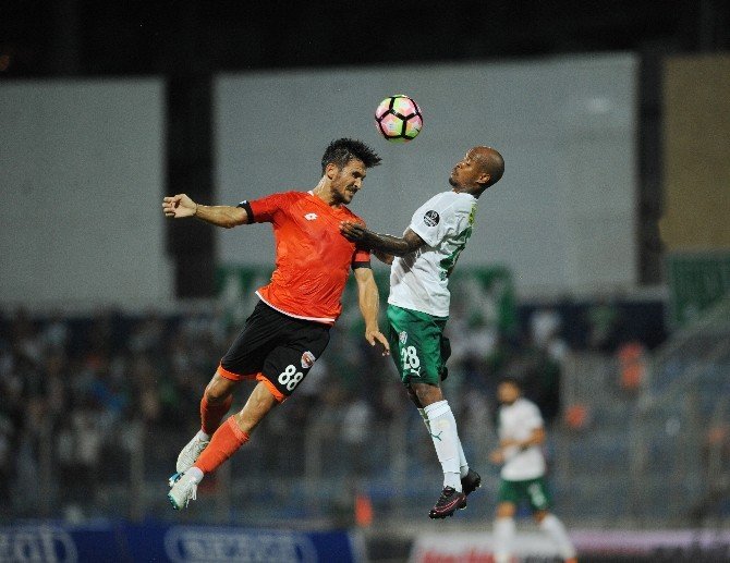 Del Valle: "Bursaspor’a Gelen Seviye Atlıyor"