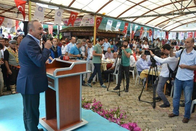 Dışişleri Bakanı Çavuşoğlu: "Fetö Şimdi Arazide Aktif Çalışıyor"