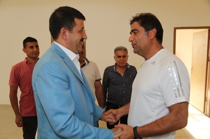 Mehmet Ekinc, Şanlıurfaspor’u Ziyaret Etti