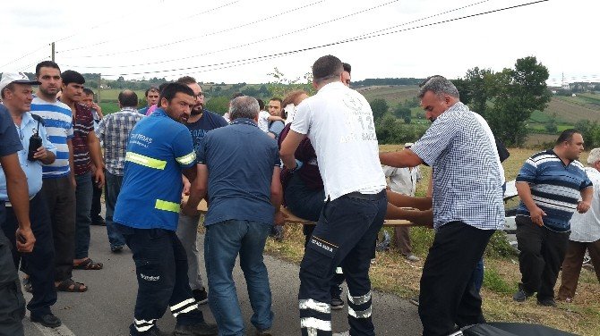 Civcivi Ezmemek İçin Kaza Yaptı: 3’ü Çocuk 8 Yaralı