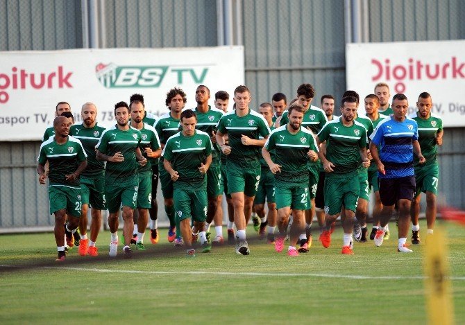 Bursaspor’da Başakşehir Mesaisi Başladı