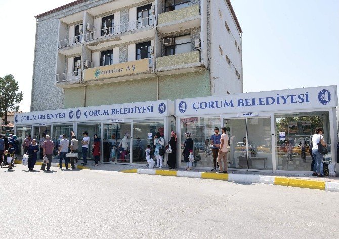 Çorum Belediyesi Klimalı Durak Sayısını Çoğaltıyor