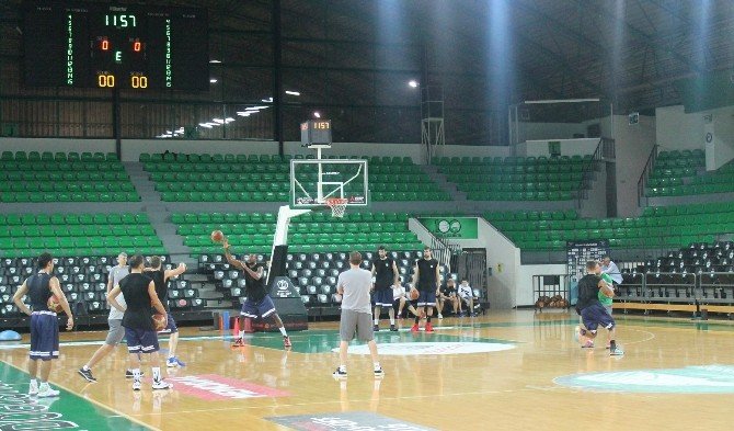 Darüşşafaka Doğuş Sezonu Açtı