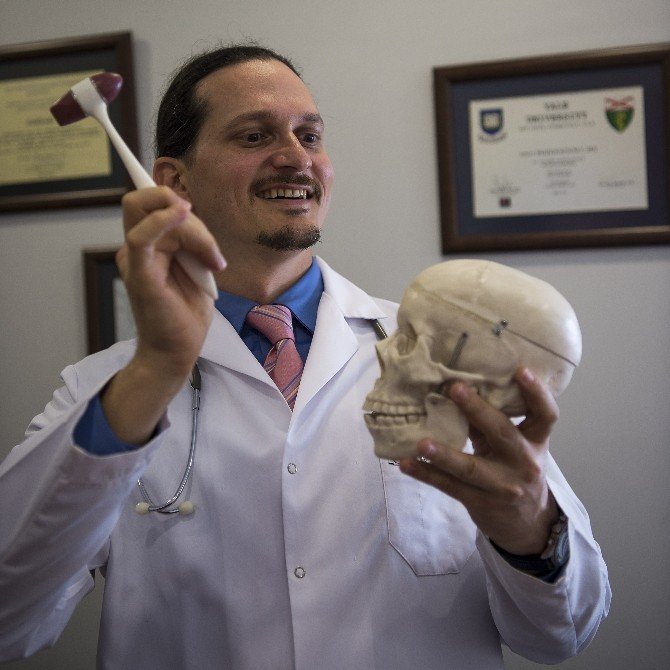 Migren Tedavisinde Cerrahi Yöntem: Mikro-endoskopik Cerrahi