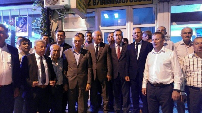 Tzob Başkan Bayraktar, Karacabeyli Çiftçileri Dinledi