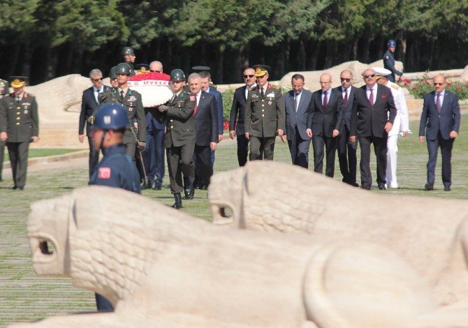 Yaş Üyeleri Anıtkabir’de