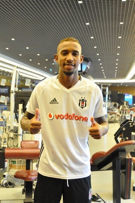 Talisca, Sağlık Kontrolünden Geçti