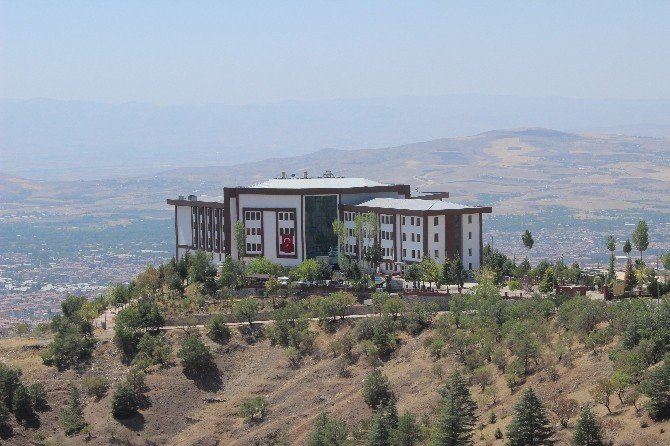 Fetö’nün Kapatılan Okuluna Elazığlı Şehidin Adı Verildi