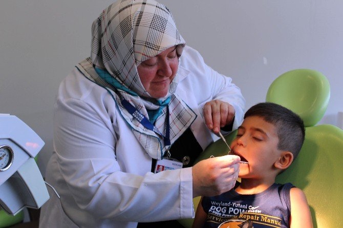 Çocuklarda Diş Bakımına Dikkat