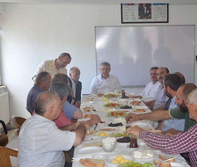 Of Başkan Sarıalioğlu, Sanayi Esnafını Dinledi, Yeni Hükümet Konağı Binası İnşaatını İnceledi
