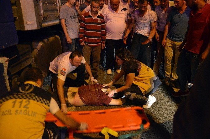 Tır’ın Çarptığı Yaya Hayatını Kaybetti