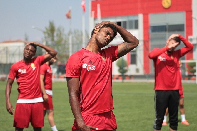 Eskişehirspor, Şanlıurfaspor Maçı Hazırlıklarına Başladı