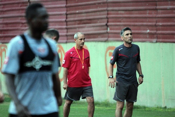 Adanaspor’da Yeni Transferler Günü Çift Antrenmanla Tamamladı