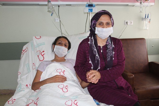 Ablasının Böbreği İle Hayata Tutundu