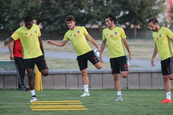 Kutlu: "Fenerbahçe’den Puan Alacak Gücümüz Var"