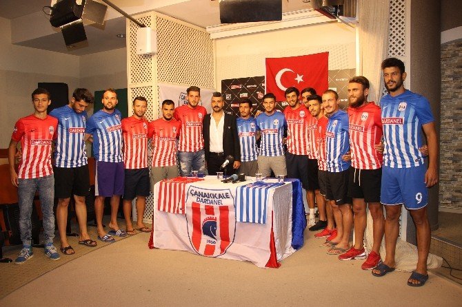 Dardanelspor’da 12 Transfer Birden