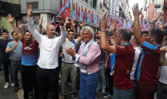 Trabzonspor’un Efsane İsimleri Taraftarla Buluştu