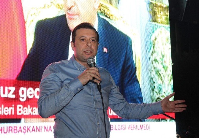 İzmirli Siyasetçilerden Celabrus Değerlendirmesi