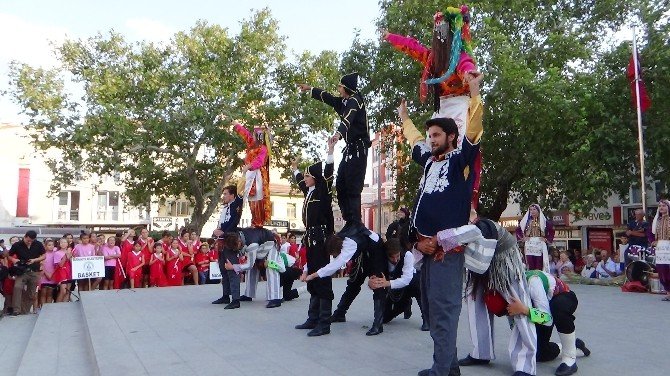 27. Burhaniye-ören Turizm Kültür Ve Sanat Festivali Başladı